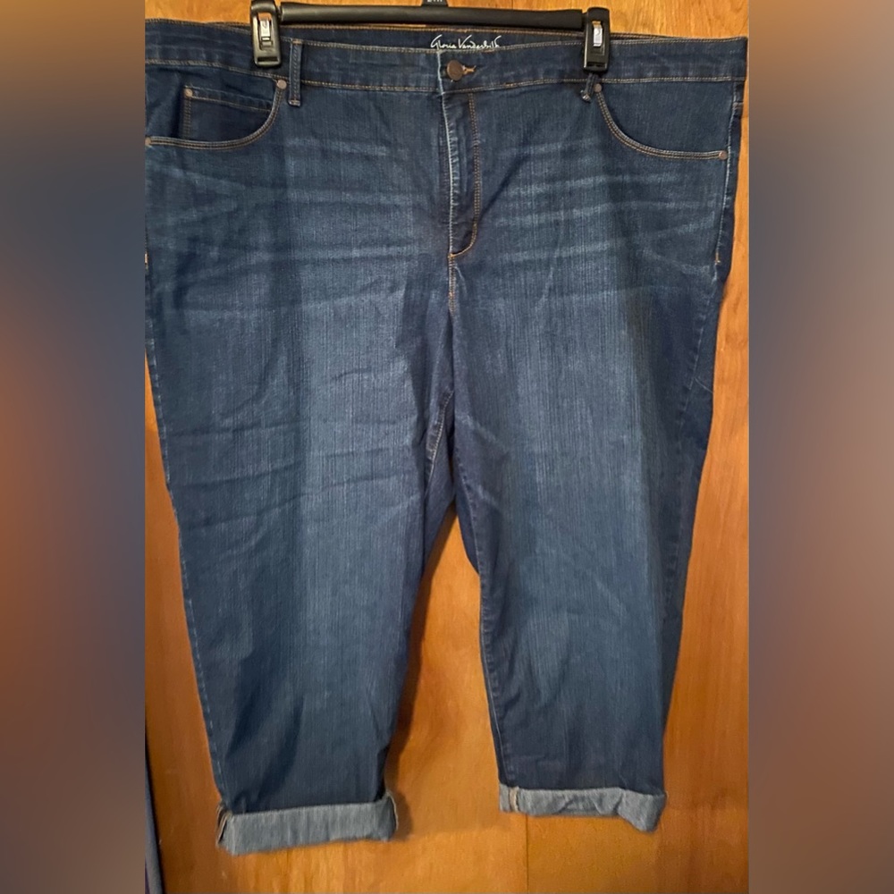 Gloria Vanderbilt crop jeans 24w